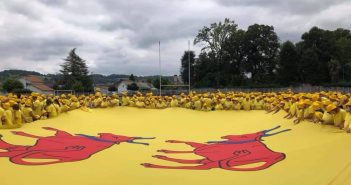 Pontacq en jaune!